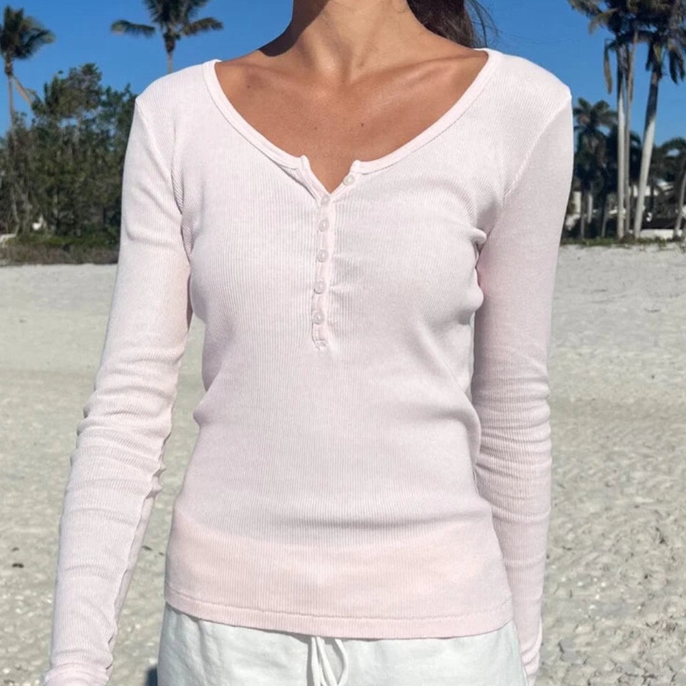 Brandy Melville - White Zelly Longsleeve Top